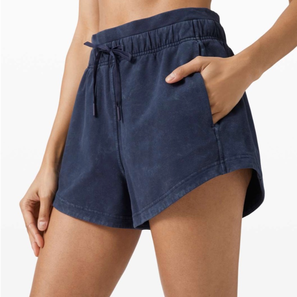 Lululemon Inner Glow Short